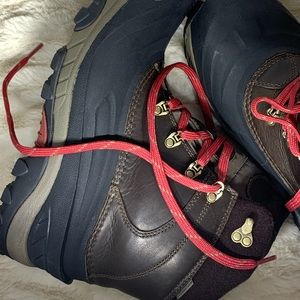 ❄️🌨😱The North Face Chilkat II Luxe Boots / NWT